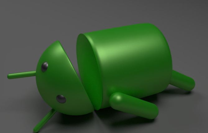 ¿Por qué mi celular Motorola se reinicia solo?